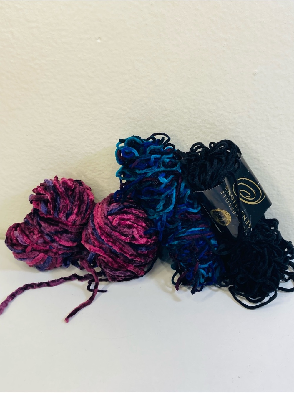 140g+ Velvet Multi-Color Variegated Yarn Bundle - Pink, Blue, Black